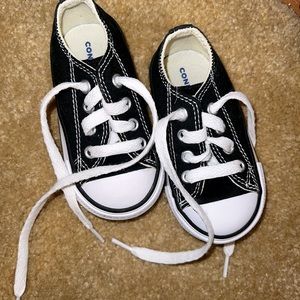 Baby Converse size 4